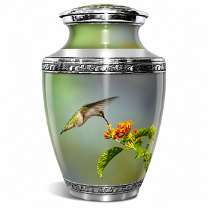 Urne funéraire élégante Colibri avec motifs floraux inspirés de la nature et accents gravés en argent poli pour adulte - Product Image 1