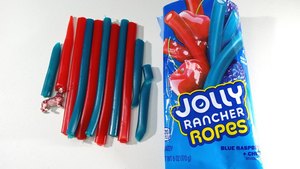 Jolly Rancher Ropes, Caramelos Masticables de Frambuesa Azul y Cereza, Paquete a Granel, Caramelo con Sabor a Fresa Agridulce, 2026 Paquetes - Product Image 3