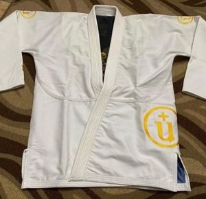 กางเกงมวยไทย บราซิลเลี่ยนยิวยิตสู คิโมโน แห้งเร็ว ขายส่ง กางเกง MMA ผู้ชาย พิมพ์ลายแบบรีดร้อน โพลีเอสเตอร์/คอตตอน 240 กรัม รับสกรีนโลโก้ UFC - Product Image 4