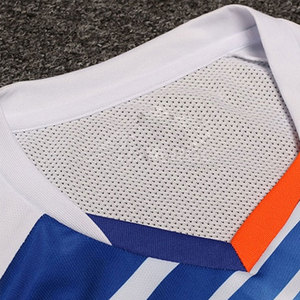 Tenue de football légère et respirante, qualité supérieure, design personnalisé, prix abordable - Product Image 4