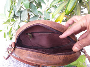 Bolso de piel de vaca occidental de cuero de forma redonda elegante multiusos para mujer Sling monedero - Product Image 4