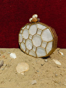 Bolso de mano indio artesanal de nácar con incrustaciones de latón y piedras, de lujo, para fiestas, bodas, regalo para ella - Product Image 3