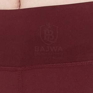 Ensemble de yoga pour entraînement quotidien et utilisation en salle de sport, avec tissu doux et matériau durable pour un confort et des performances durables - Product Image 6