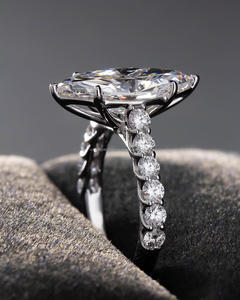 Bague de fiançailles/mariage vintage en or jaune 14 carats avec diamant de culture IGI/GIA, or blanc fin unisexe, pour anniversaire, digne d'une fête - Product Image 3