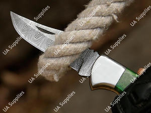 Couteau pliant de poche en acier Damas personnalisé, manche en bois sur mesure, verrouillage arrière, multifonctionnel pour le camping et la chasse en extérieur - Product Image 4