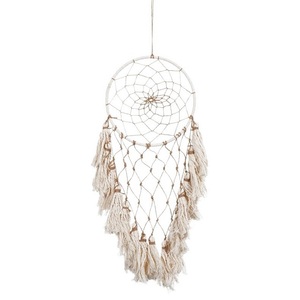 Attrape-rêves artisanal en crochet avec grandes plumes blanches, décoration murale bohème pour chambre à coucher, ornement décoratif pour une maison paisible - Product Image 1