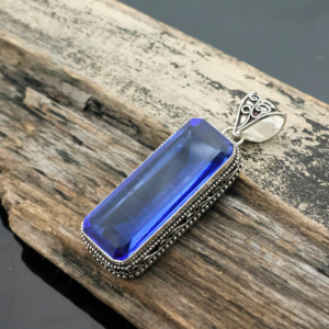 Colgante de piedra preciosa de cuarzo topacio azul relleno de plata – Joyería llamativa de topacio azul natural - Product Image 4