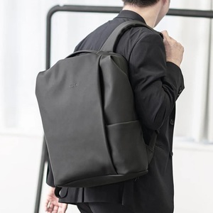 Sac à dos pour ordinateur portable KLON avec revêtement mat et pochettes - Product Image 3