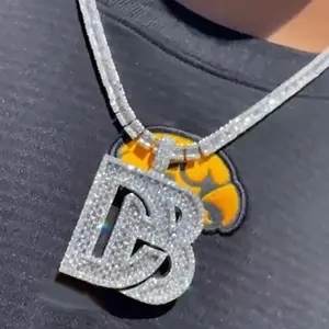 Pendentif pour homme personnalisé avec lettre, en moissanite véritable ronde de 4 carats, plaqué or blanc 14 carats - Product Image 5