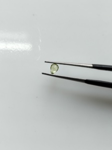 Peridoto Verde Natural, Corte Pera de 3x2MM, Gemas Sueltas de la Mejor Calidad para Joyería, Red Mountain Gems India - Product Image 3