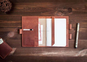 Protège-cahier et organiseur A5 en cuir véritable de luxe rechargeable pour le bureau et les voyages LNBC-0101 - Product Image 4