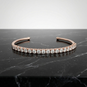Bracelet chaîne minimaliste en argent pour femme avec diamants de laboratoire, design moderne et élégant, plaqué argent, idéal pour mariage ou soirée - Product Image 6