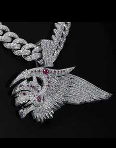 Colgante de Lujo con Alas de Ángel Grabadas en Plata de Ley 925 Bañada en Oro, con Moissanita VVS Engastada en Garra, Estilo Hip Hop, Diamantes Dvars para Hombre - Product Image 3