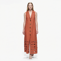 Nouvelle mode d'été Robe longue blazer sans manches pour femme en mélange de lin, à col à revers, boutonnée, avec ourlet ajouré, personnalisable, vente en gros