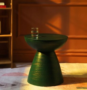Mesa Auxiliar de Hierro Contemporánea, Mueble Metálico Elegante para Sala de Estar Moderna, Dormitorio, Oficina, Salón, Balcón - Product Image 1