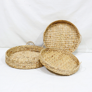 Ensemble de plateaux de rangement ronds en paille tressée, style bohème, organisateurs de table décoratifs réutilisables en fibres végétales - Product Image 1