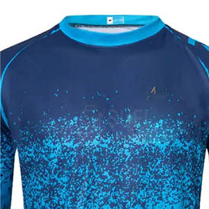 Vente en gros de rashguards pour hommes pour la plage et le surf estival - Respirant, séchage rapide, coutures haute résistance, performance optimale - Product Image 3