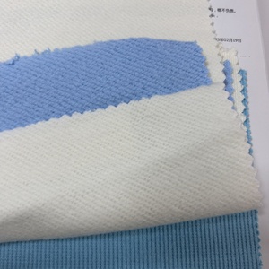 Conjunto de Sudadera con Capucha de Forro Polar Casual y Pantalones Acampanados para Mujer con Logotipo Personalizado 2026, Parche Bordado Desgastado, Chándal de Jogging - Product Image 4