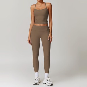 Ensemble 2 pièces pour femmes : Soutien-gorge dos nu extensible et respirant pour le sport, le yoga et la gym, et leggings taille haute - Product Image 5