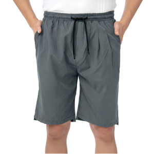 Pantalones cortos Bermuda negros de secado rápido para hombre con cintura con cordón y bolsillos estilo casual - Product Image 5