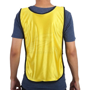 Custom Design Lightweight Athletic Wear <b>Soccer</b> Training Bibs For Men Women And Youth With Comfortable Mesh Material - Product Image 4