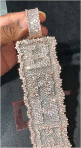 จี้ตัวอักษรแบบกำหนดเอง ประดับเพชรโมอิสซาไนต์ VVS เงินแท้ S925 ทรงแฟนซีคัท ชุบทองคำสีกุหลาบ เครื่องประดับฮิปฮอป - Product Image 5