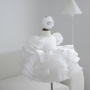 Robe de princesse scintillante à paillettes pour filles, avec jupe en tulle moelleux superposée, robe de soirée à manches bouffantes pour anniversaire et événements spéciaux. - Product Image 1