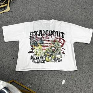 เสื้อสเวตเชิ้ตทรงบ็อกซี่แบบครอปขนาดใหญ่พิเศษ ผ้าเฟรนช์เทอร์รี่เนื้อหนา พิมพ์ลายกราฟิก คอกลม แบบสวม ยูนิเซ็กซ์ รับผลิตแบบ OEM ODM - Product Image 1