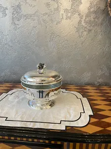 Casserole en acier inoxydable de qualité supérieure avec couvercle |   Ustensiles de cuisine durables de qualité alimentaire pour la cuisson, le stockage et le service de plats chauds - Product Image 3