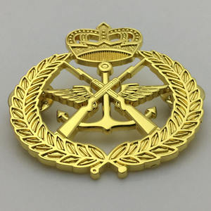 Badges métalliques plaqués or de haute qualité |   Épingles à emblèmes personnalisées de haute qualité, courtes et nettes - Product Image 5