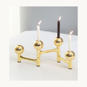 Porte-bougie en métal au design moderne, élégant, personnalisé, nouvelle arrivée, centre de table de luxe pour décoration de mariage - Product Image 1