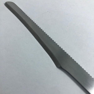 Servicio OEM ODM: Raspadores de callos de acero inoxidable alemán para pedicura, eliminación de piel muerta del talón, para uso en salones de belleza, para expertos. - Product Image 3