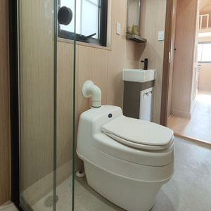 Mini-maison en acier sur roues, maison de voyage modulaire, maison mobile, cabane, unité de vie portable avec cuisine, salle de bain et espace de couchage - Product Image 6