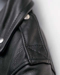 Men's Black Genuine Leather Motorcycle Jacket With Zipper Closure Turn-down Collar Regular Fit Moto Biker Style Autumn Wear - Product Image 5