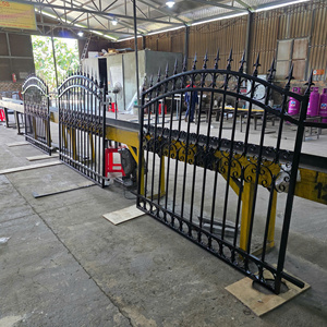 รั้วที่มีสไตล์สำหรับบ้านที่ทำจากเหล็กดัดเพื่อส่งมอบความทนทานดึงดูดใจหรูหราและการป้องกันที่เชื่อถือได้สำหรับการใช้ชีวิตที่ทันสมัย - Product Image 5