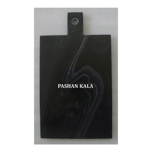 Planche à découper en marbre noir naturel de forme aléatoire, qualité supérieure, surface lisse et brillante, utilisation pour couper les fruits dans les hôtels - Product Image 2