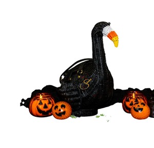 Panier de rangement créatif en rotin en gros, panier décoratif tressé en forme de cygne noir original pour la décoration d'Halloween à la maison - Product Image 3
