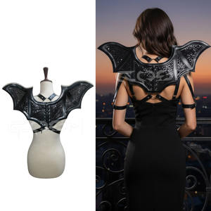 ชุดสายรัดรูปปีกค้างคาวสีดำแบบกอธิคประดับเลื่อมพร้อมตกแต่งด้วยหนัง - Product Image 5
