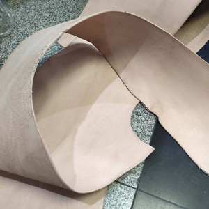 Texture lisse pour articles artisanaux haut de gamme Cuir tanné végétal Cuir tanné végétal écologique - Product Image 2