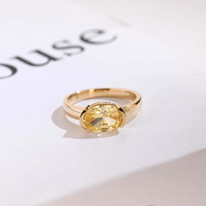 Anillo Solitario con Gema Ovalada de 1.00CT de Color Amarillo, Oro Sólido de 18K, Regalo de Compromiso para Enamorados - Product Image 1
