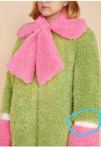 เสื้อคลุมสั้นลายสก็อตน่ารักสไตล์เกาหลีจาก Nesta Sports สีมาการอง แต่งขนแกะและขนสุนัขจิ้งจอกเทียม คอปกขนสัตว์เทียม เป็นมิตรต่อสิ่งแวดล้อม เหมาะสำหรับฤดูหนาว - Product Image 2