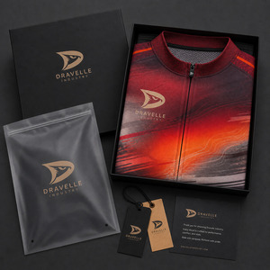 Maillot de cyclisme à impression thermique volcanique, vêtements de cyclisme personnalisés pour équipe, maillot à manches courtes avec détails réfléchissants et poches de rangement arrière - Product Image 4