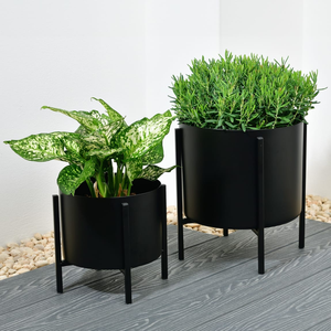 New Crafts Metal Planter Pot Modern Minimalist Black Plastic Flower Pots <b>For</b> Indoor Desk Plants Circular Design - Product Image 6
