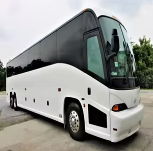 Autobús de Lujo Usado en Venta, 48 Asientos, Volante a la Izquierda, Manual, Euro 3, Modelo ZK6117 con Motor Diésel - Product Image 2