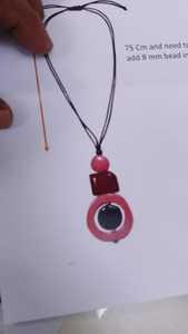 Collar con Colgante de Moda Chapado en Oro con Cuentas de Piedra Natural Geométricas Rojas para Mujer, Ideal para Regalo - Product Image 1