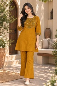 Conjunto de Top Corto y Pantalones Palazzo de Algodón Dabu Premium para Mujer – Ropa India Cómoda para Uso Casual y de Oficina - Product Image 3