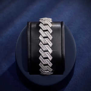 Pulsera de Eslabones Cubanos de Plata 925 con Diamantes de Moissanita de Alta Calidad de Diseño Especial de 10 mm, Estilo Hip Hop, Bañada en Rodio, con Certificado, Ideal para Regalo - Product Image 4