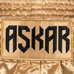 Shorts de boxe Askar vert avec ceinture dorée, sérigraphie, coupe ample, unisexe, 100 % polyester, légers, pour arts martiaux - Product Image 3