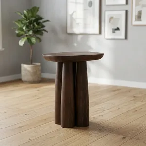 Mesa Auxiliar Moderna de Madera Maciza con Base Escultural de Tres Patas, Mesa Auxiliar Redonda Hecha a Mano para Sala de Estar o Dormitorio - Product Image 3