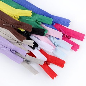 Cremallera de Nylon Ecológica de Extremo Cerrado, Cremallera Invisible de Nylon Personalizada de Alta Calidad - Product Image 2